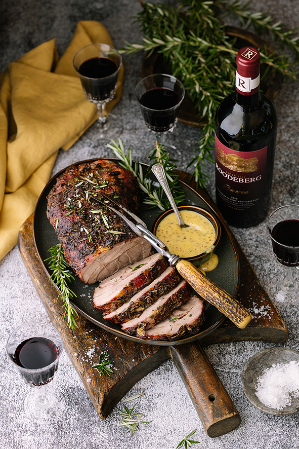 Throughmywinegl's tweet image. Through My Wine Glass | Savour Roodeberg heritage this festive season throughmywineglass.co.za/savour-roodebe… via @Roodeberg_Wine #Christmas2023 #FoodandWine @GC_Com
