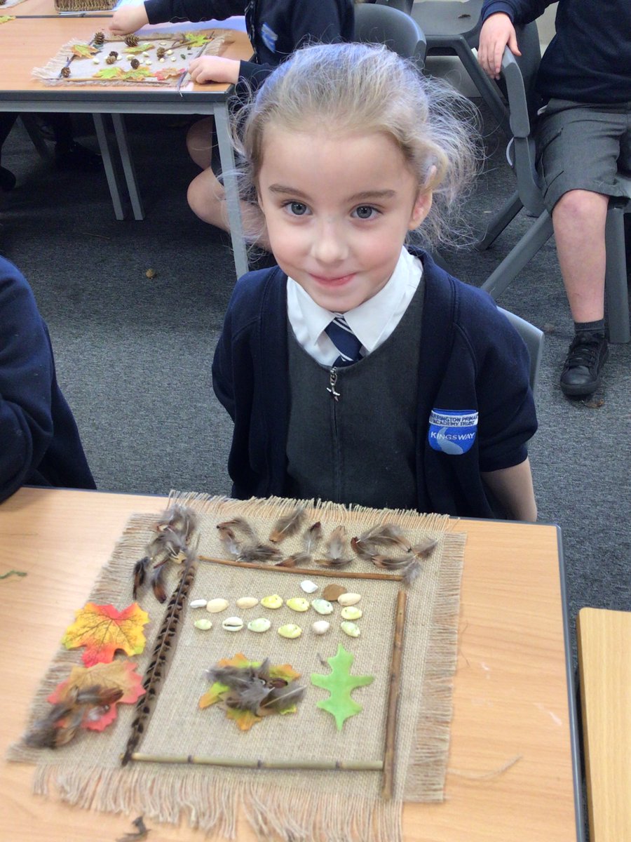 KingswayPAYear2's tweet photo. Making land art using natural resources 🪵🍂🍃🍁🪨 https://t.co/11lLgXKG6O