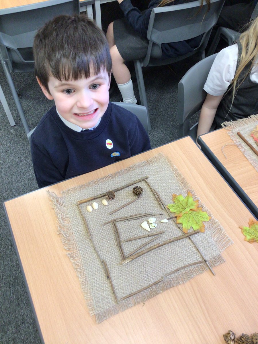 KingswayPAYear2's tweet photo. Making land art using natural resources 🪵🍂🍃🍁🪨 https://t.co/11lLgXKG6O