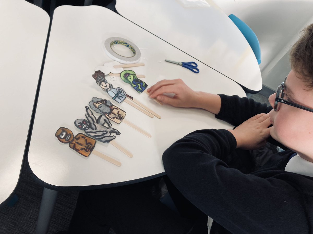 BoclairGlobal's tweet photo. 1F were being very creative making their stop motion animations on a creation story of their choosing. I can’t wait to see the end results! 📹 #BoclairRME #UltimateQuestions #StopMotionAnimation #BoclairAcademy https://t.co/1JxvjNIHcg