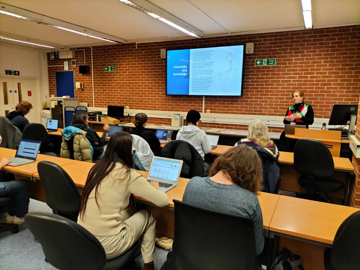 DrAliceCorble's tweet photo. A few snapshots of co-teaching on a History BA dissertation #Palestine special subject workshop today. We focused on decolonial approaches to this topic #CriticalLibrarianship #ReparativeHistory & #EpistemicInjustice via #CriticalInfoLit & primary source evaluation. https://t.co/WaDngMRFLS