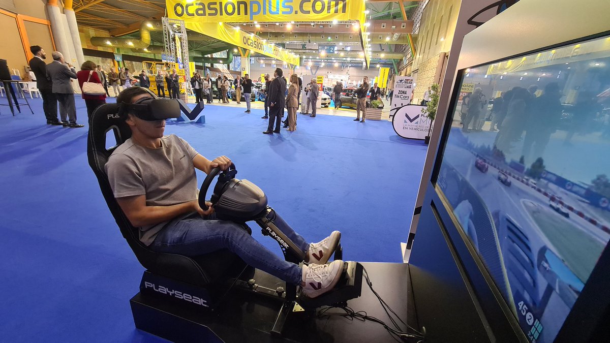 Reviviendo los increíbles momentos en la feria Motor Málaga, donde el público pudo experimentar la emoción de la conducción virtual en el simulador de realidad virtual. Una experiencia única donde sentir la velocidad y la adrenalina al volante. #Málaga #motormalaga