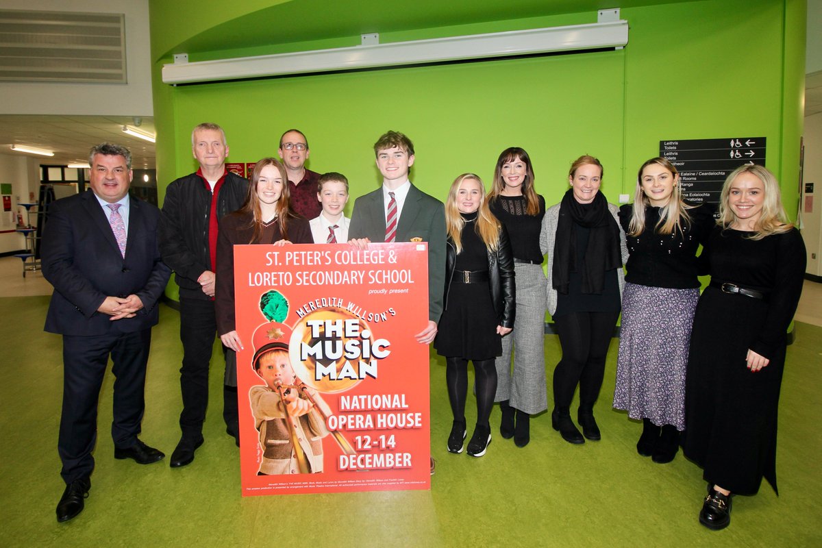 On Wednesday last the cast and crew of #TheMusicMan were joined by Councillor George Lawlor to officially launch our musical. Excitement is quickley building and tickets can be purchased here: nationaloperahouse.ie/whats-on/show/… #musical
