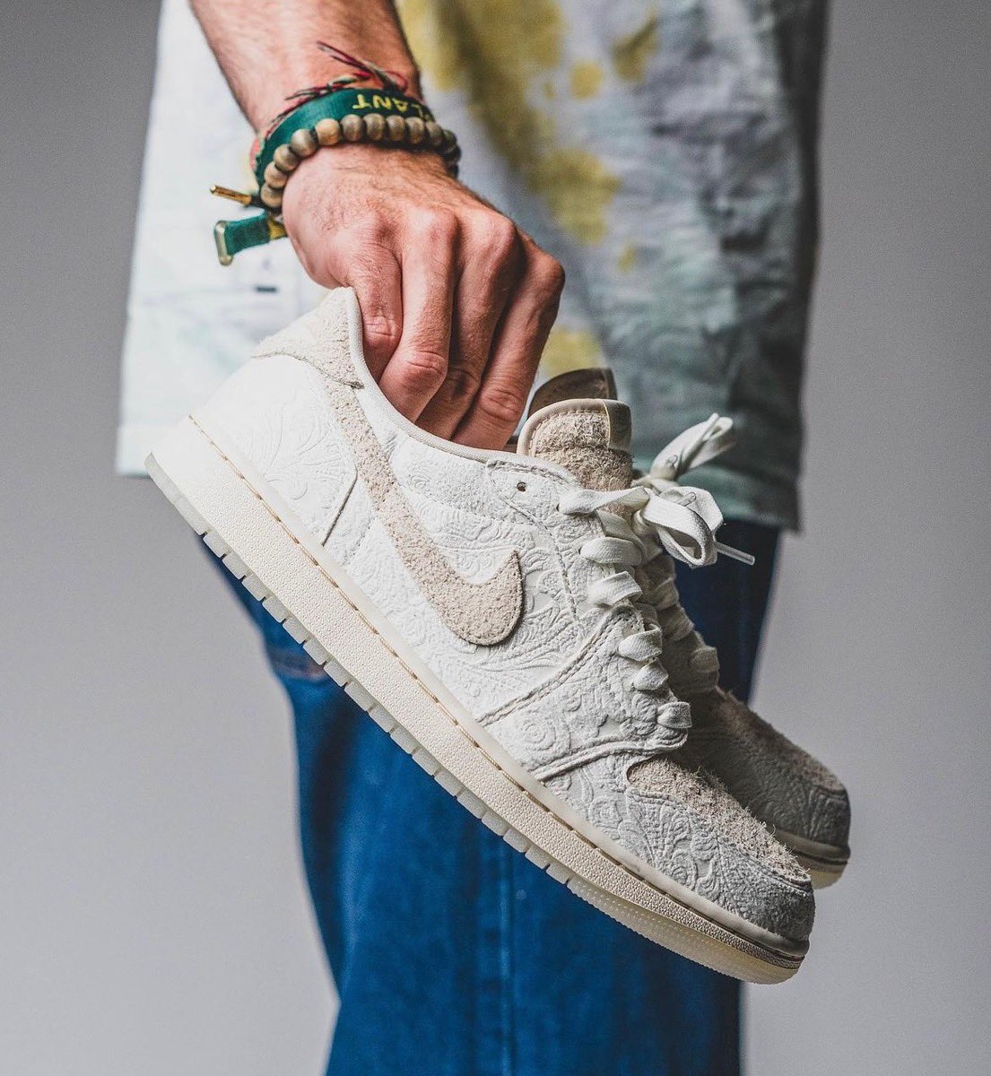 Chris Paul × Nike Air Jordan 1 Low OG “Give Them Flowers”が国内11 