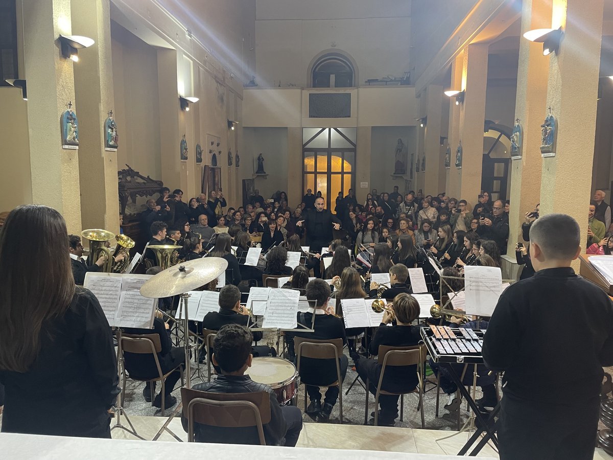 BandaCurcio's tweet photo. 📷📷 Celebrazione della Memoria di Santa Cecilia 2023📷📷
#SantaCecilia #Musica #Arte #Amantea #Calabria #Evento #Festa #religione https://t.co/D8OGqEjSdp