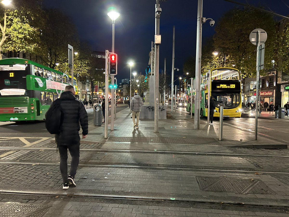 P 🇮🇪 #StandWithUkraine tweet media