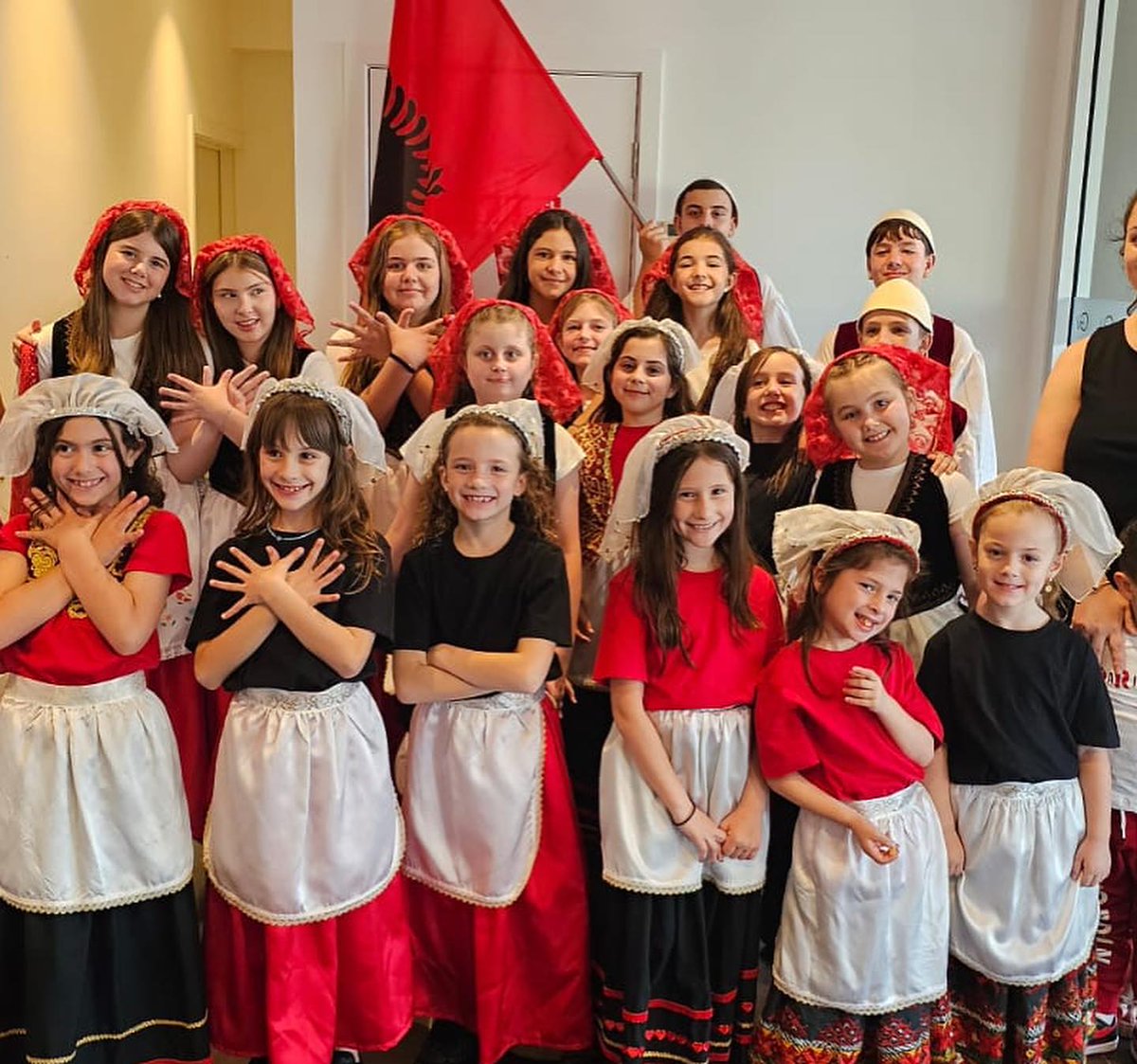 RubenAvxhiu's tweet photo. In Australia

Little girls and boys of Albanian origin celebrate the Albanian Flag Day https://t.co/3ZsmgqXfOw