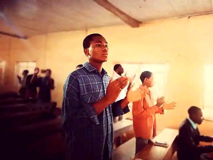 tlccf_unn's tweet photo. PRAYER/WORSHIP SESSION
For the Lord is good and His mercies endures forever! 
We don't know how else to express our appreciation but through worship and praise! He has been our strength and we're so grateful!

26/11/2023 
#tlccfunn 
#tlccfunnofficial 
#monthofnourishmentfromabove https://t.co/xEjtw39jKr