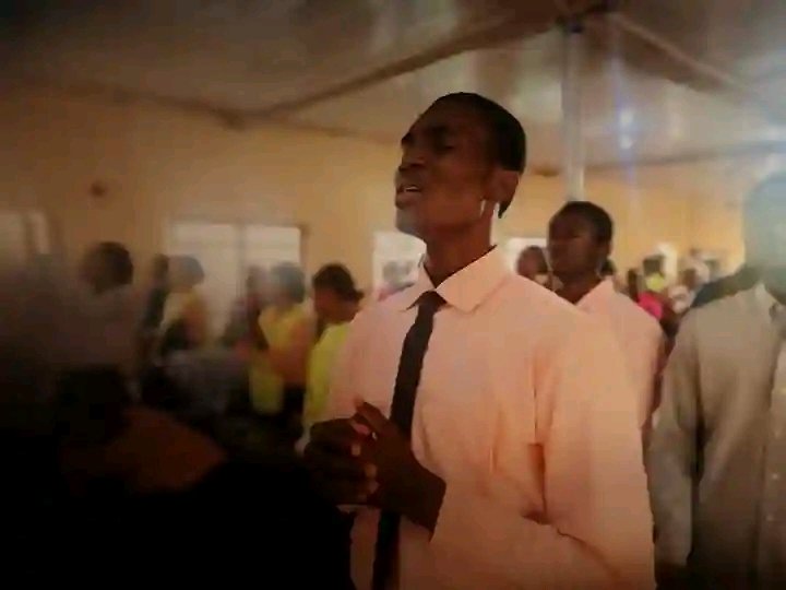 tlccf_unn's tweet photo. PRAYER/WORSHIP SESSION
For the Lord is good and His mercies endures forever! 
We don't know how else to express our appreciation but through worship and praise! He has been our strength and we're so grateful!

26/11/2023 
#tlccfunn 
#tlccfunnofficial 
#monthofnourishmentfromabove https://t.co/xEjtw39jKr