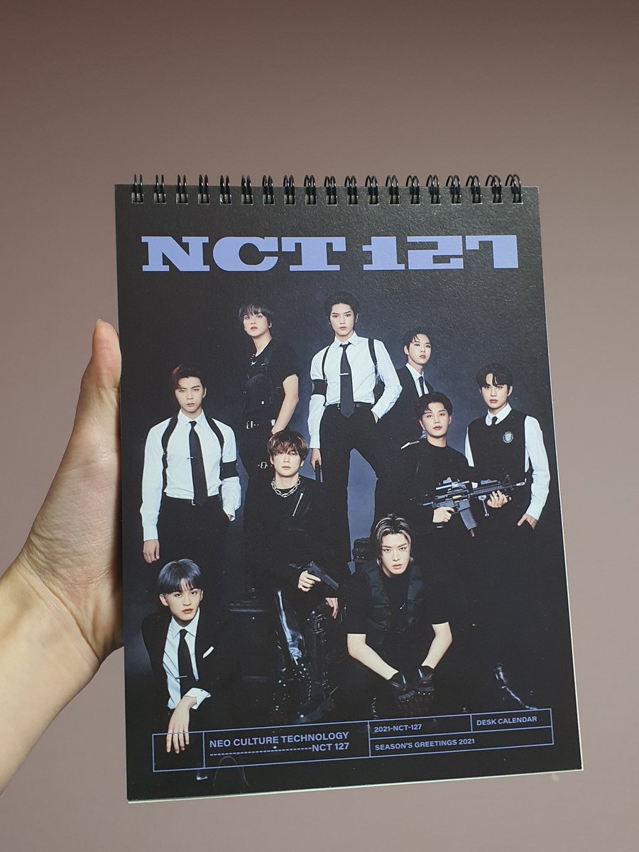 dkandkdlel_'s tweet photo. 엔시티 127 시즌그리팅 
구성품 양도해요

1.0
운미포

nct 127 dream 태일 도영 재현 https://t.co/emBD5knj9L