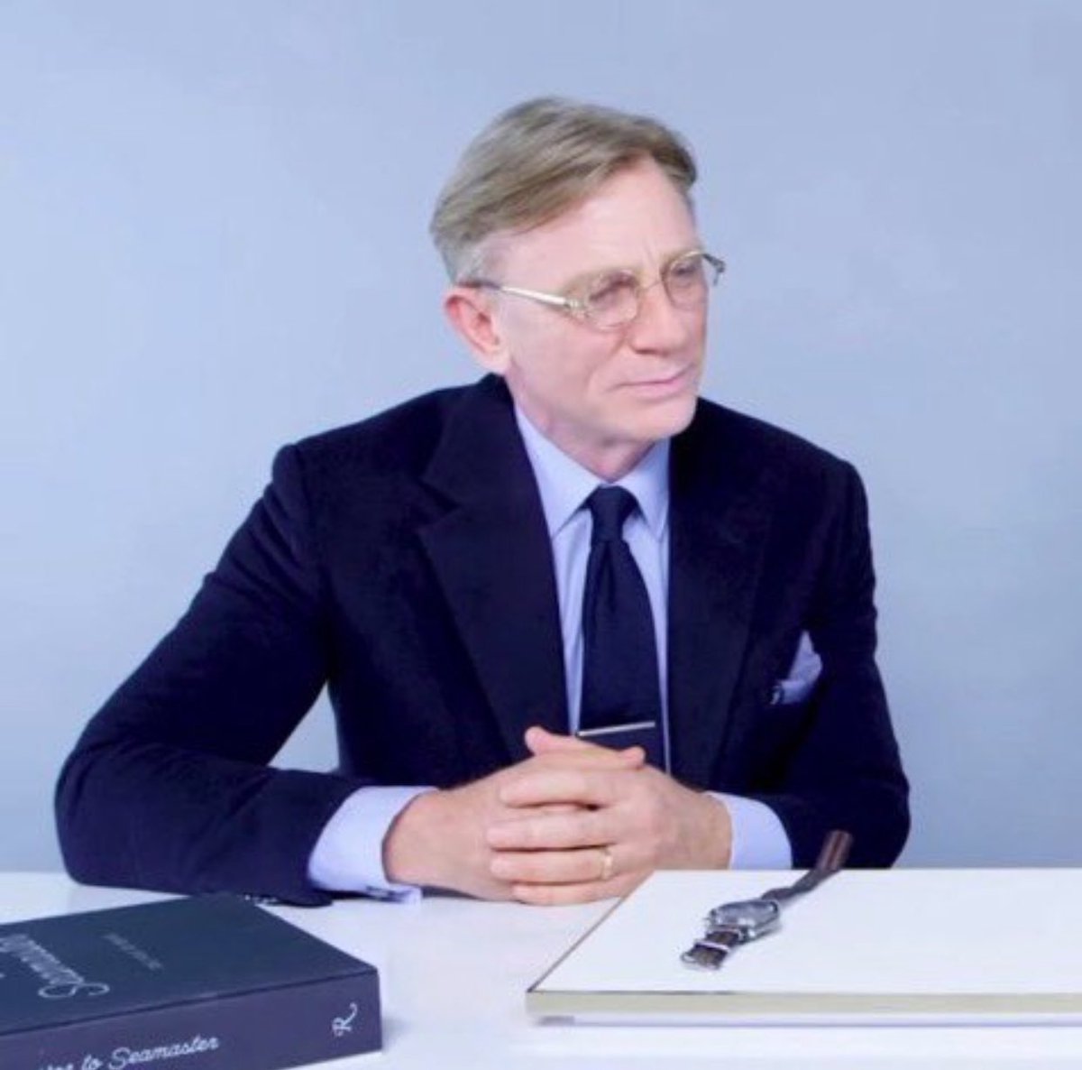 carlvellotti's tweet image. Head of Product | Head of Sales
Head of Design | Head of Engineering