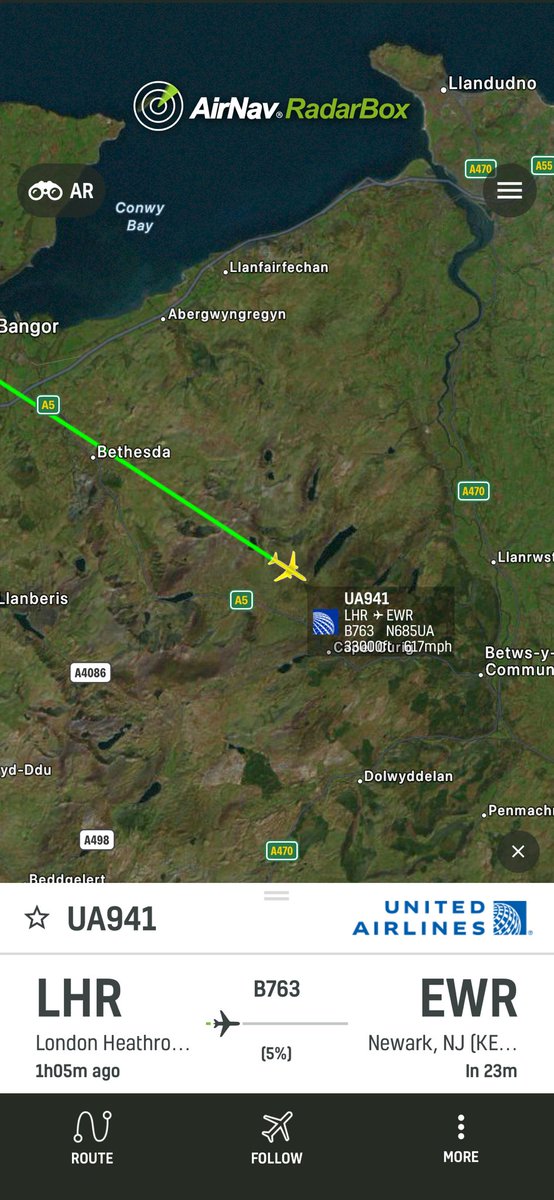 Flight Emergency tweet media
