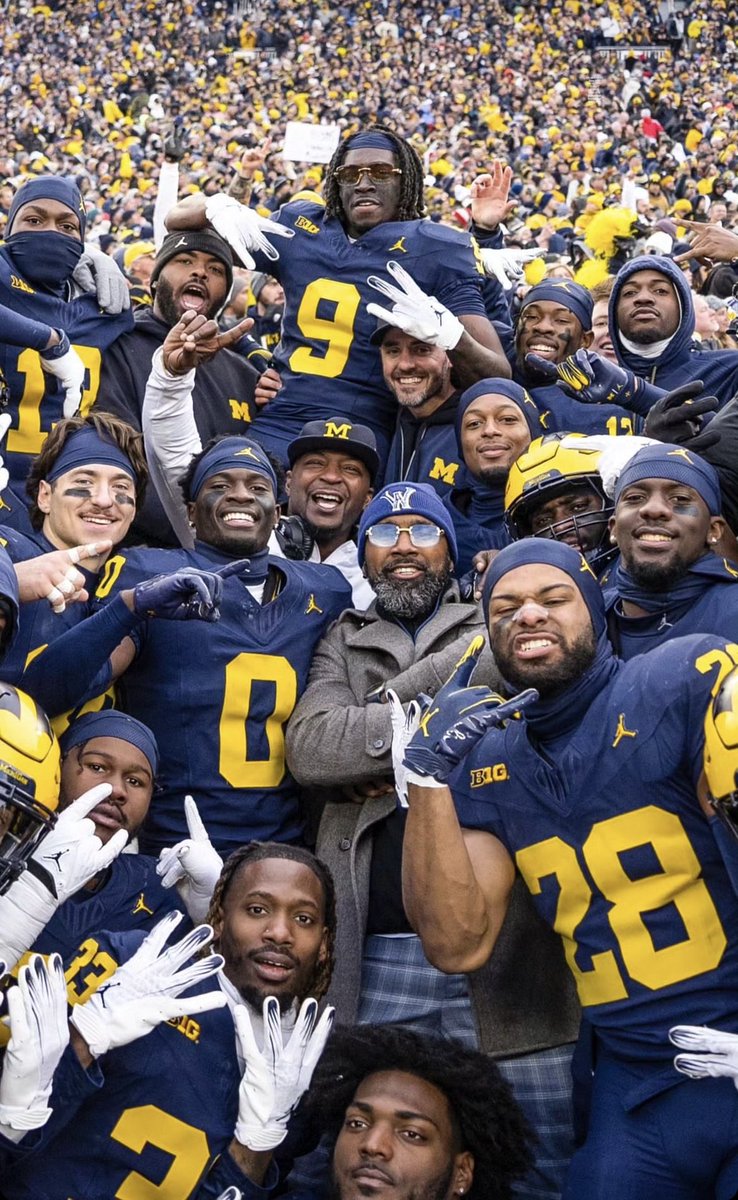 Barstool UofM tweet media