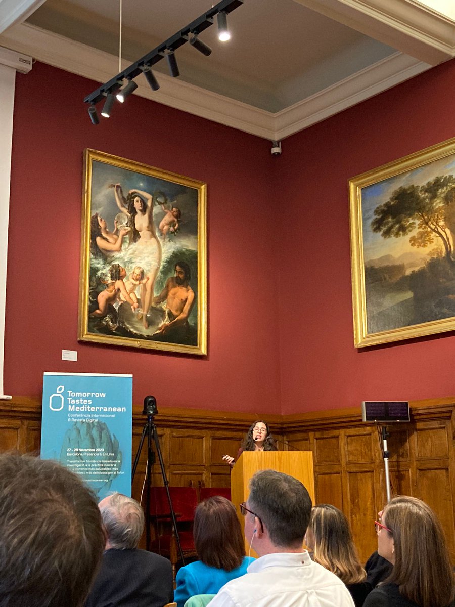 Exciting News! 🌿 Our researchers, Maria Pérez and Clara Abarca, took the stage at the Tomorrow Tastes Mediterranean Congress <a href="/holaTMC/">Torribera Mediterranean Center</a> , presenting a fascinating talk on cooking with Olive Oil and harnessing fermentations for sustainability.  #TTM2023 <a href="/UniBarcelona/">Universitat de Barcelona</a> <a href="/Farmacia_UB/">Facultat de Farmàcia i Ciències de l'Alimentació</a>