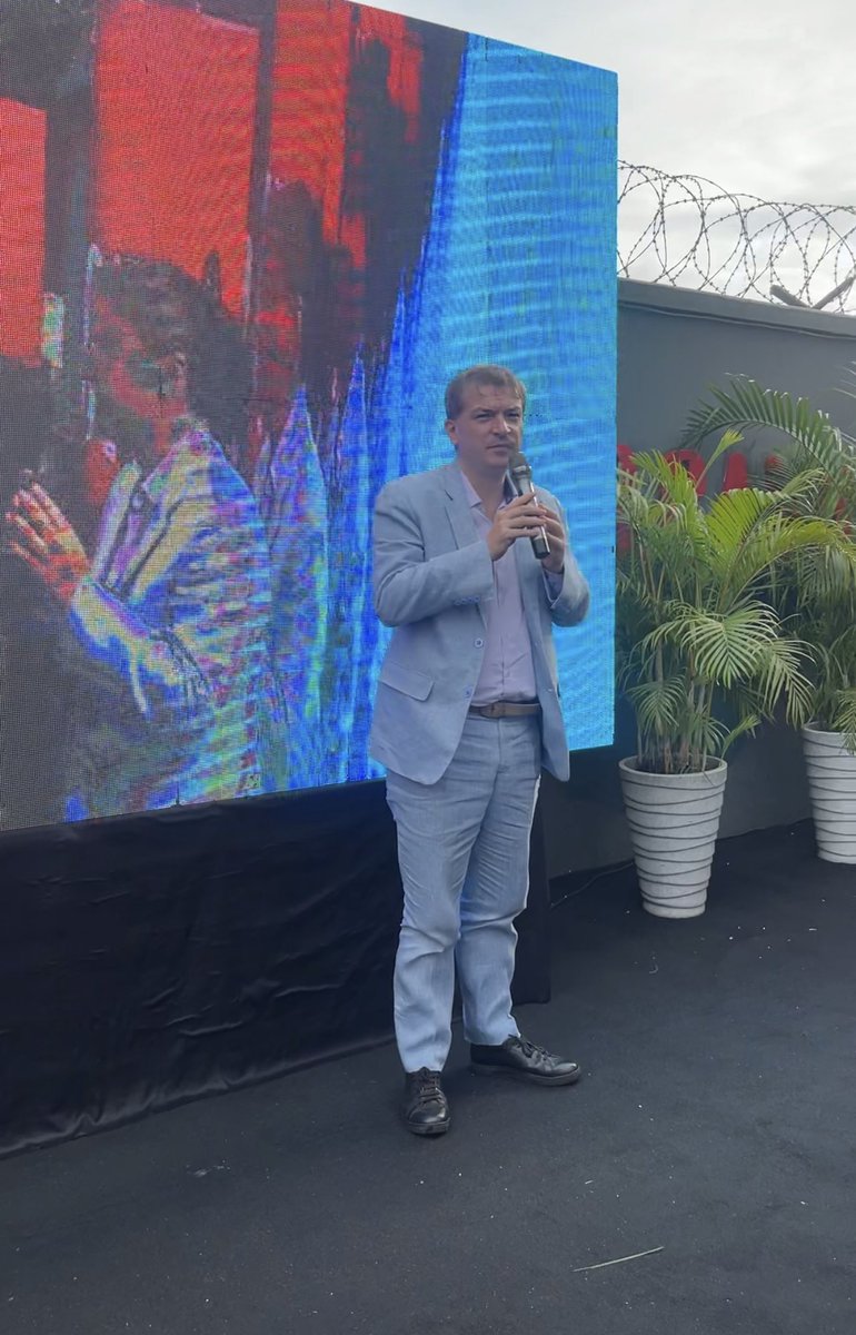 lucavisage_'s tweet photo. We celebrated 10 years of Scavolini in Nigeria with a night of luxury, fun and conversations yesterday.

Swipe to see more pictures from the kitchen tour and other activities we had.

#ScavoliniMagicUnveiled #LUCA #10thanniversary https://t.co/QXMgHUl4kJ