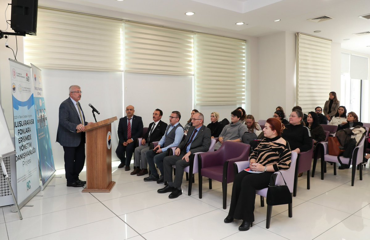 sinopuniversity's tweet photo. Rektörümüz Prof. Dr. Şakir Taşdemir, Üniversitemiz Teknoloji Transfer Ofisi tarafından ve Kuzey Anadolu Kalkınma Ajansı’nın destekleriyle düzenlenen “Uluslararası Fonlara Erişimde Yönetim Danışmanlığı” başlıklı proje eğitim toplantısına katıldı.
🔗
https://t.co/SeifX41EQr https://t.co/AnD9qvtpEq
