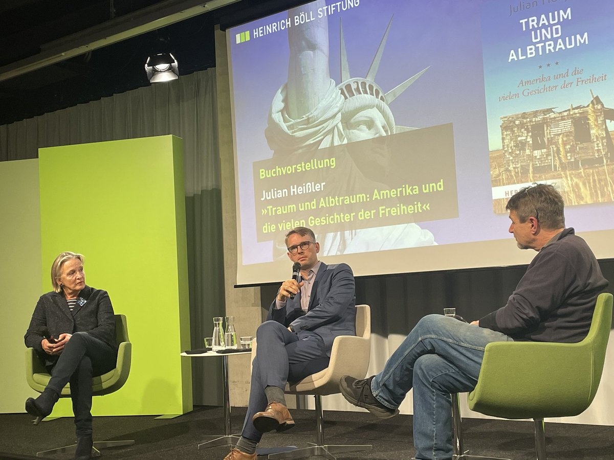 Daniel Sturm (@sturmdaniel) on Twitter photo Der Mann, der in Texas Hirsche klont. Der Umwelt- und Artenschützer in Idaho. Der Erfinder des Fracking. Was all sie uvm unter Freiheit verstehen. <a href="/pjheissler/">Julian Heissler</a> hat sie besucht & ein faszinierendes Buch über den 🗽 Freiheitsbegriff in 🇺🇸 geschrieben. <a href="/BoellStiftung/">Heinrich-Böll-Stiftung</a> <a href="/herder_verlag/">Verlag Herder</a> Der Mann, der in Texas Hirsche klont. Der Umwelt- und Artenschützer in Idaho. Der Erfinder des Fracking. Was all sie uvm unter Freiheit verstehen. <a href="/pjheissler/">Julian Heissler</a> hat sie besucht & ein faszinierendes Buch über den 🗽 Freiheitsbegriff in 🇺🇸 geschrieben. <a href="/BoellStiftung/">Heinrich-Böll-Stiftung</a> <a href="/herder_verlag/">Verlag Herder</a>