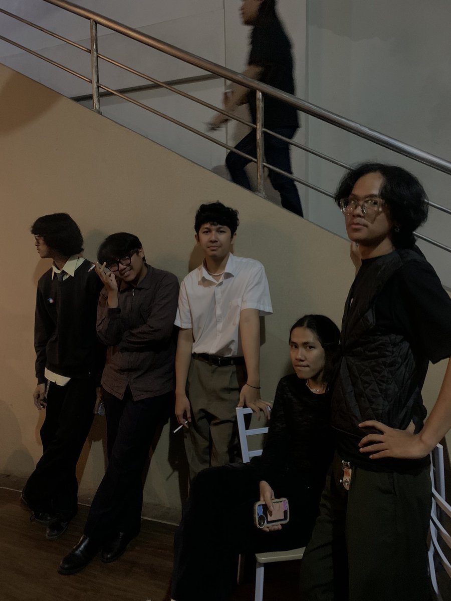 hushpartial's tweet photo. ceng fotoin ceng (bilang ke aceng) https://t.co/IeLnjBRdbz