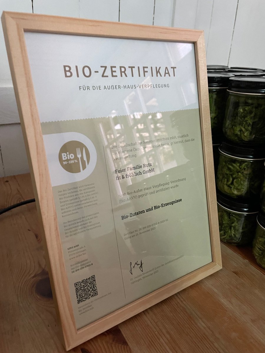 InfoGfRS's tweet photo. Da ist es: Das erste  Gold-Veranstaltungszertifikat in Deutschland für die fit &amp; Fröhlich  GmbH - Baden-Württemberg ist Vorreiter! @bmel @bioverband_de https://t.co/uVrxYUaFbV