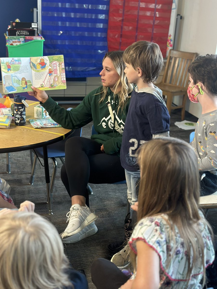CSURAMlife's tweet photo. Hey 👋 @PSDGlobalAcad, we got your thank you letters! 🤩

Thank you so much for writing to the Rams. We enjoyed visiting your school and hope to be back in 2024! 📚🐏

#Stalwart X #ReadingwiththeRams https://t.co/jUoMiNilQ0
