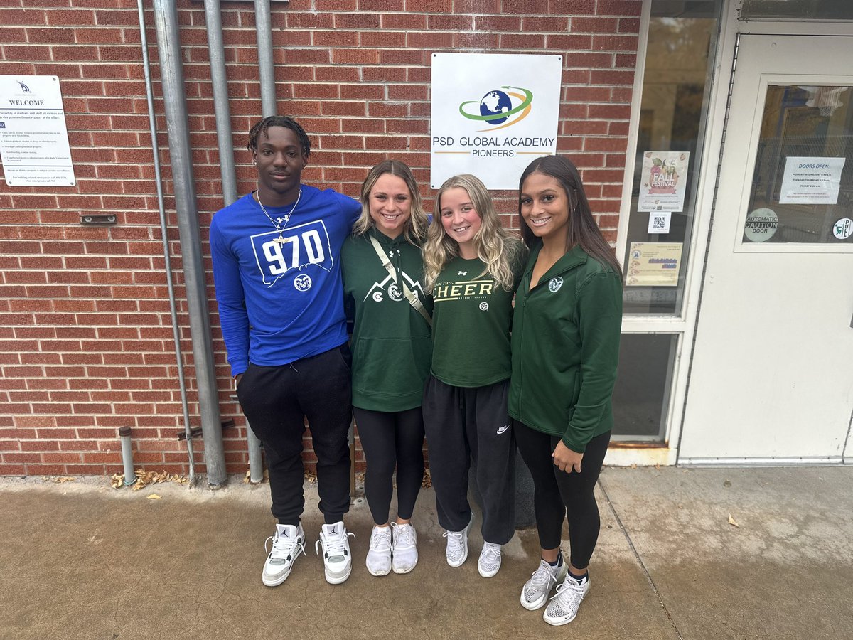 CSURAMlife's tweet photo. Hey 👋 @PSDGlobalAcad, we got your thank you letters! 🤩

Thank you so much for writing to the Rams. We enjoyed visiting your school and hope to be back in 2024! 📚🐏

#Stalwart X #ReadingwiththeRams https://t.co/jUoMiNilQ0