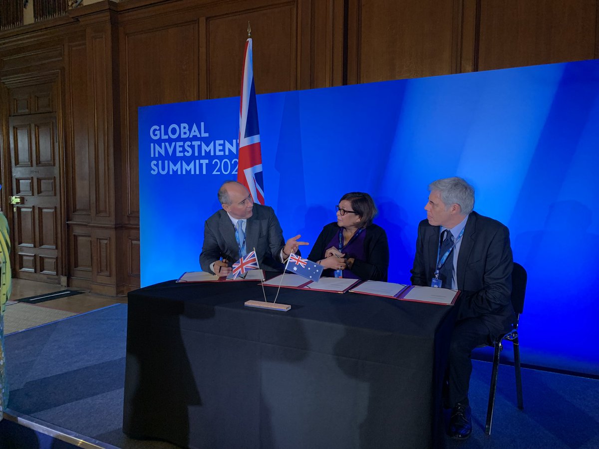 DBTInvestment's tweet photo. Delighted to sign the £10bn MoU with @IFM_Investors today at #GIS23 for green transition and infrastructure projects.

The UK has proven itself today as one of the best places in the world to invest. https://t.co/4fcenZwT3f