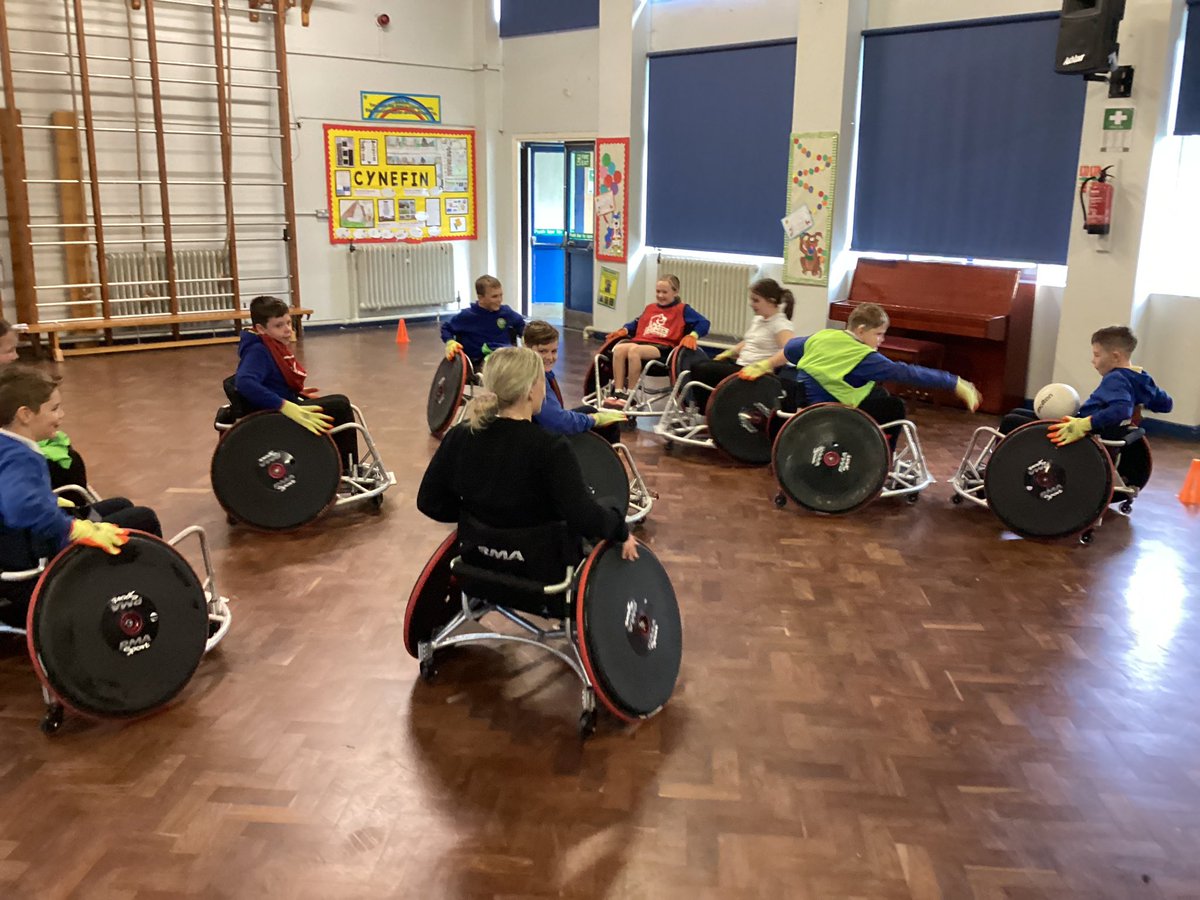 CrynalltPrimary's tweet photo. Thank you to @CommunityOsprey for our wheelchair rugby session today! Year 5 thoroughly enjoyed! #Cryp5 #CrypHealthWellbeing #CrypHealthyConfident https://t.co/hYG84TatxN