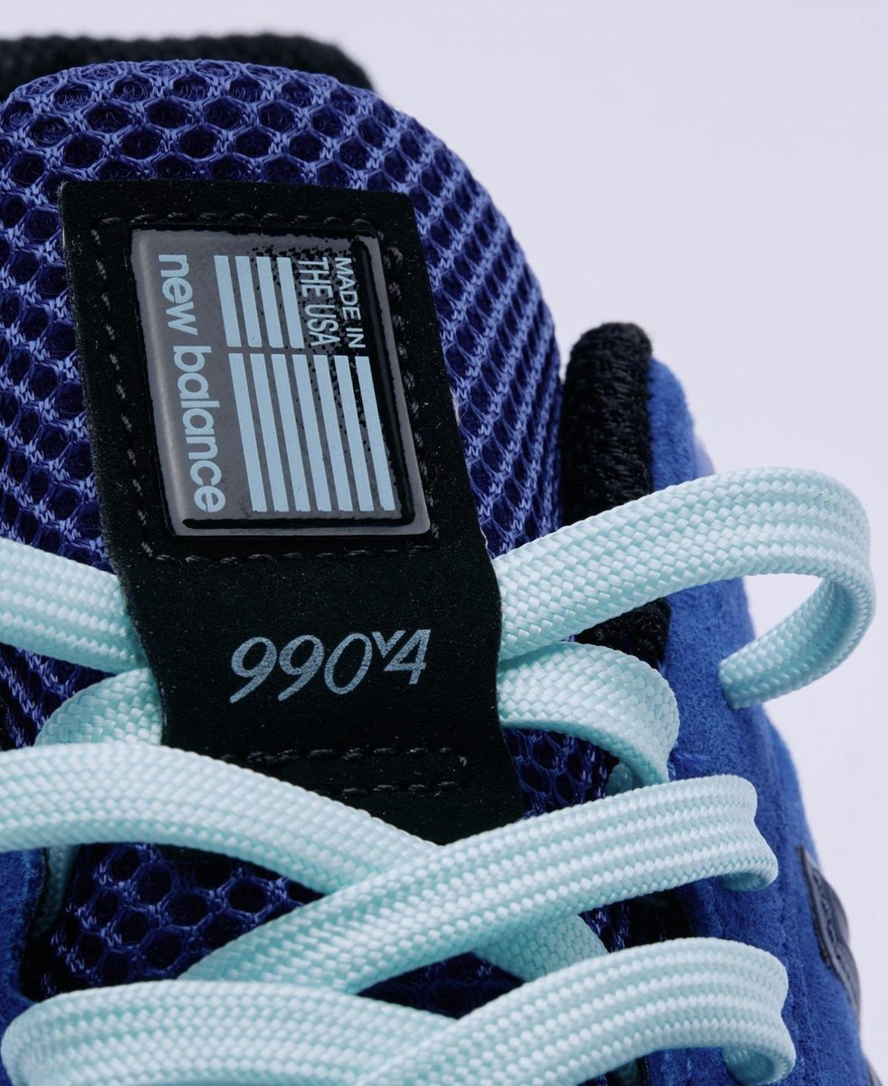 nicekicks's tweet image. Joe Freshgoods “Keisha Blue” NB 990V4 🧿 (2/3)