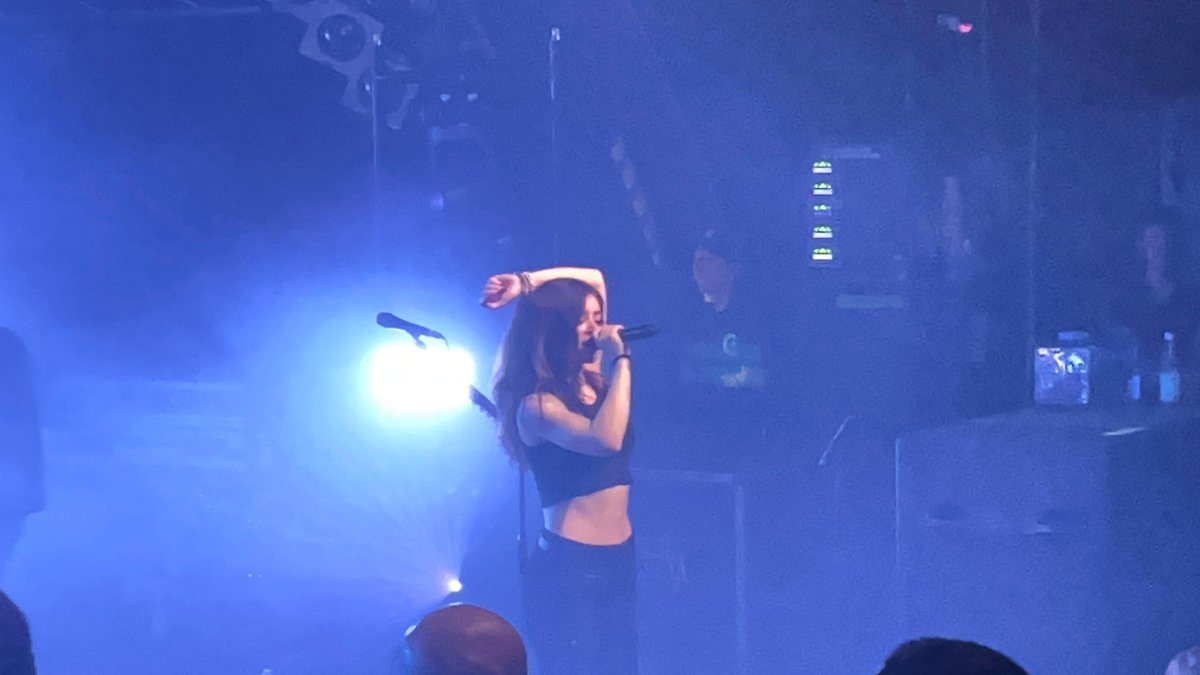 ATCFAM4EVER's tweet photo. @ATC_BAND with @ChrissyCostanza
@DanielGow
@WillFerri
Your show in Hamburg was sick. I had so much fun. ❤️🔥
Thank you Chrissy, Dan and Will for an amazing and unforgettable night. 🥰
Every show is better than the last. Waiting for a new tour annoucement🫠
#Hamburg #ATCCL https://t.co/6XlucmOTFG