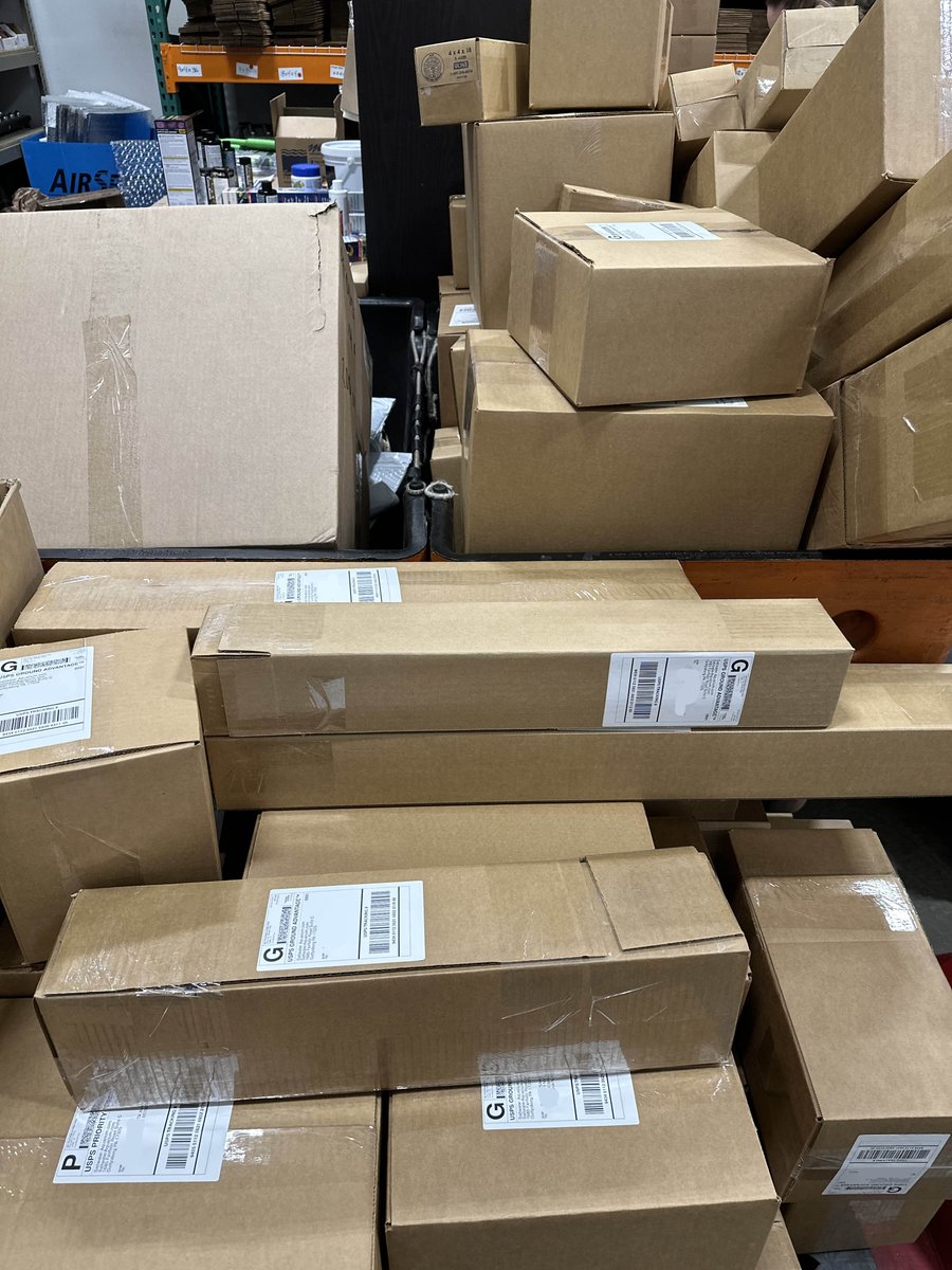SaltwaterAq's tweet image. Pick, Pack &amp;amp; Ship!  ARIZONA WAREHOUSE (A Few Pickups Have Already Happened) -  Getting it Done CYBER MONDAY Style! - Thanks for the Love &amp;amp; Support!

#reeftank #reeftanks #reeftanksofinstagram
