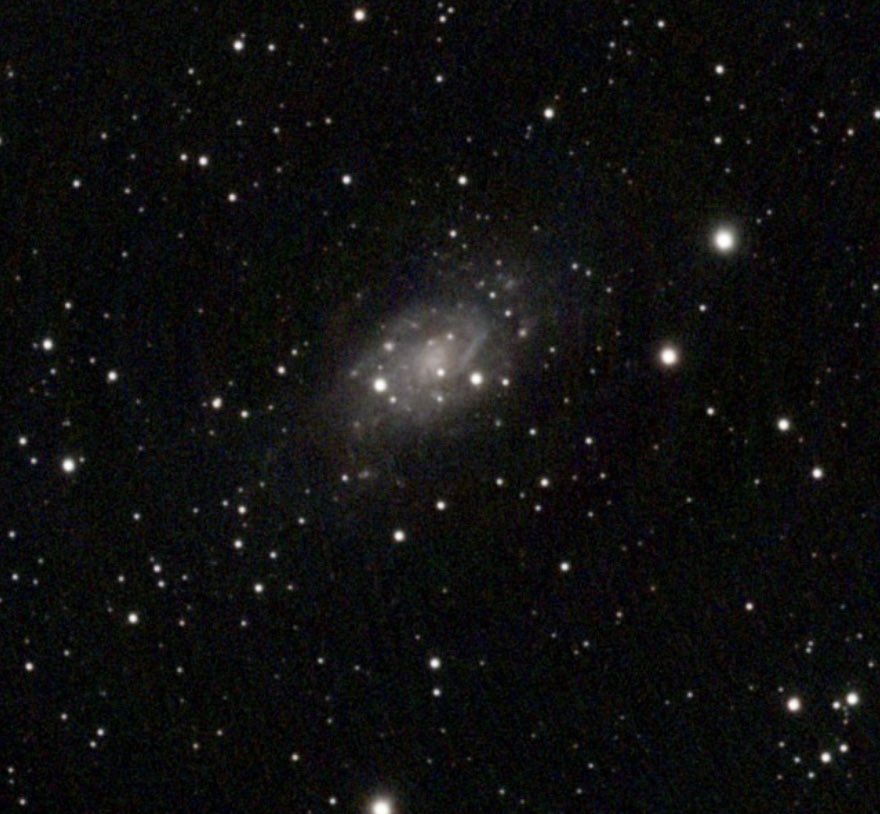 My shot of the #Galaxy NGC 2403 in #Camelopardalis! It is an outlying member of the M81 (Bode’s Galaxy) group known for its similarity to the Triangulum Galaxy! #Astrophotography

Taken on #myvespera