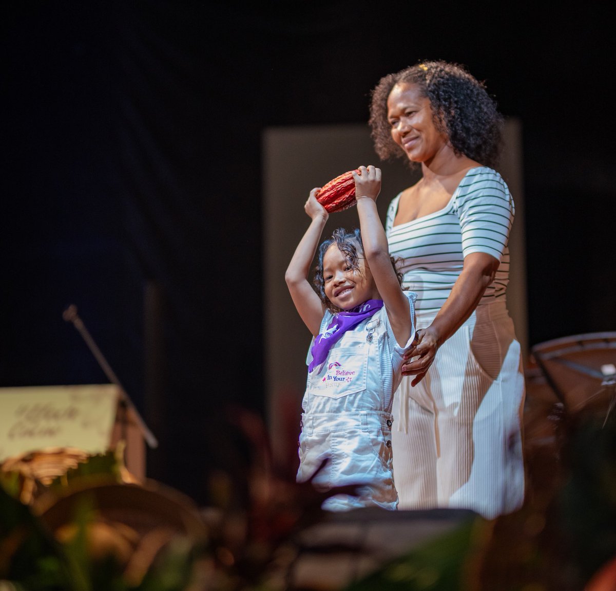 ElEfectoCacao's tweet photo. En 5 años logramos impactar cerca de 6000 familias a través de El Efecto Cacao. Esto fue posible gracias a una comprometida alianza entre @USAID_Colombia, @Luker_Chocolate, @FundacionLuker, @EAFITSocial, @SaldarriagaConc, @EnelColombia, @IDHTrade.
🙌🏻🤎 https://t.co/f9GhtJCucD