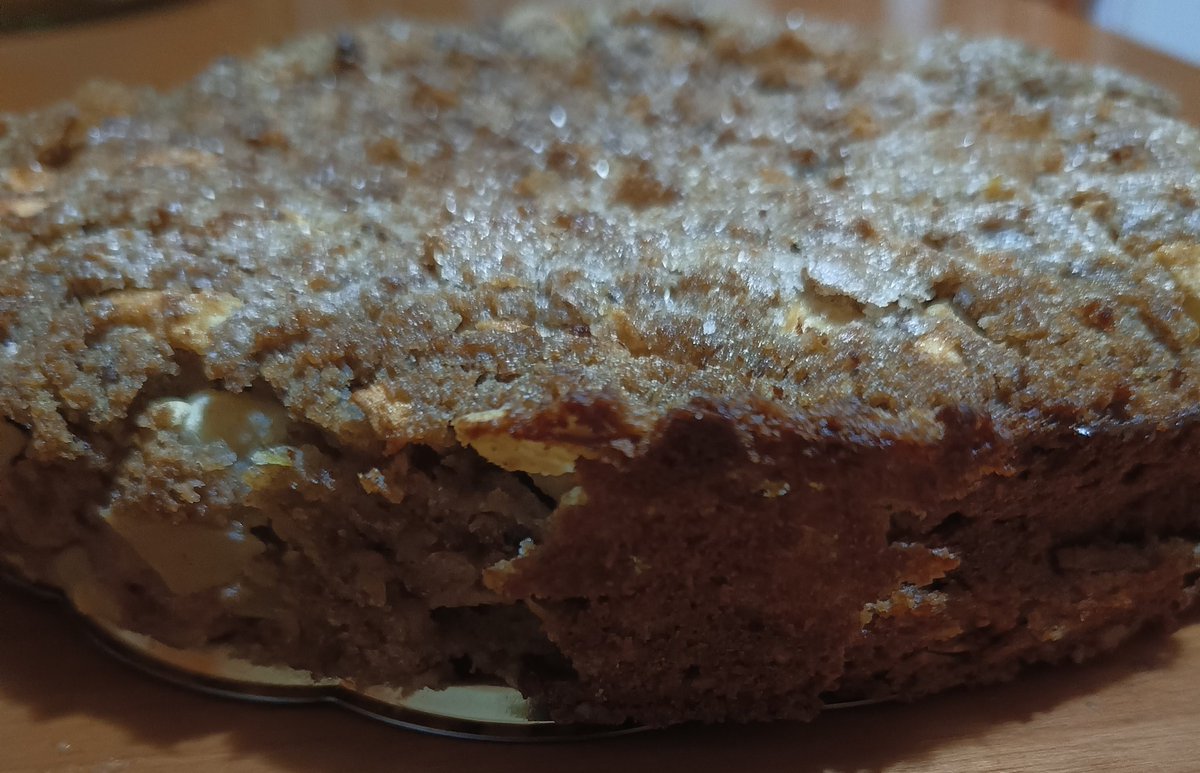 MatteoGaffo's tweet photo. Torta della NonnaGialla 2.0.
La #Tortadelpanevecchio originale della mia nonna Anelina rivisitata, ma sempre pensando a lei ❤️ https://t.co/P9DijVzzEu