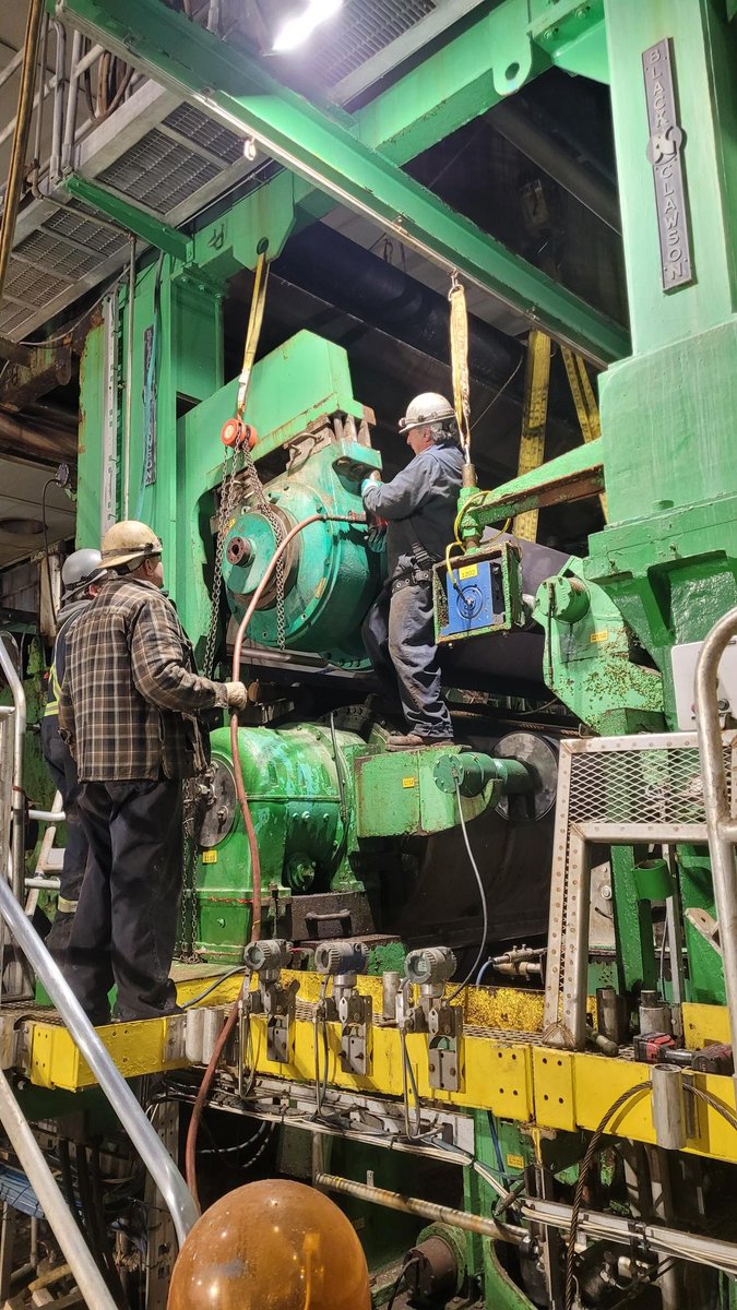 AV Group NB tweet media