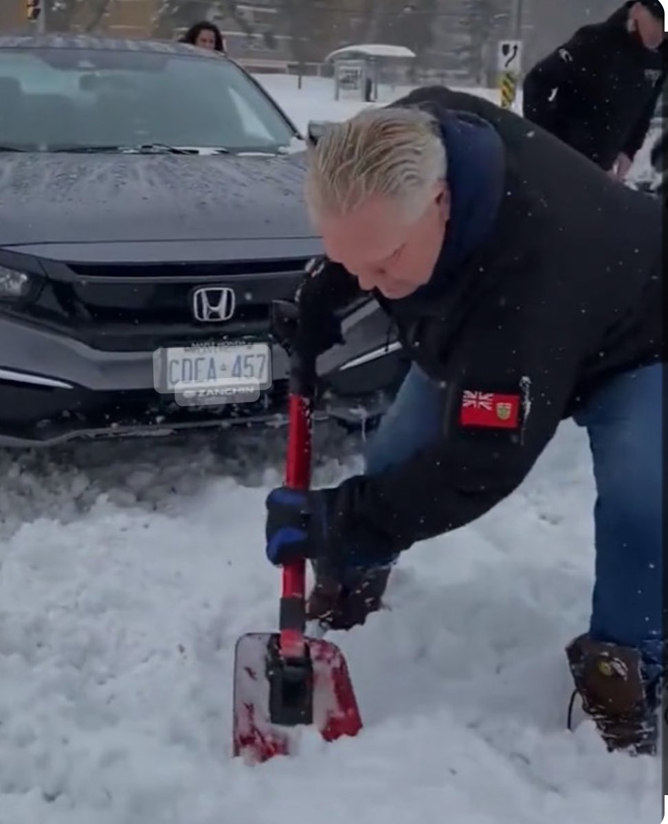 talk2oleary's tweet photo. Now that #Toronto has handed upkeep of the Gardiner Expressway & DVP over to the #Ontario govt, snow removal will no longer be an issue π
@fordnation @oliviachow https://t.co/PXkdKdfxQb