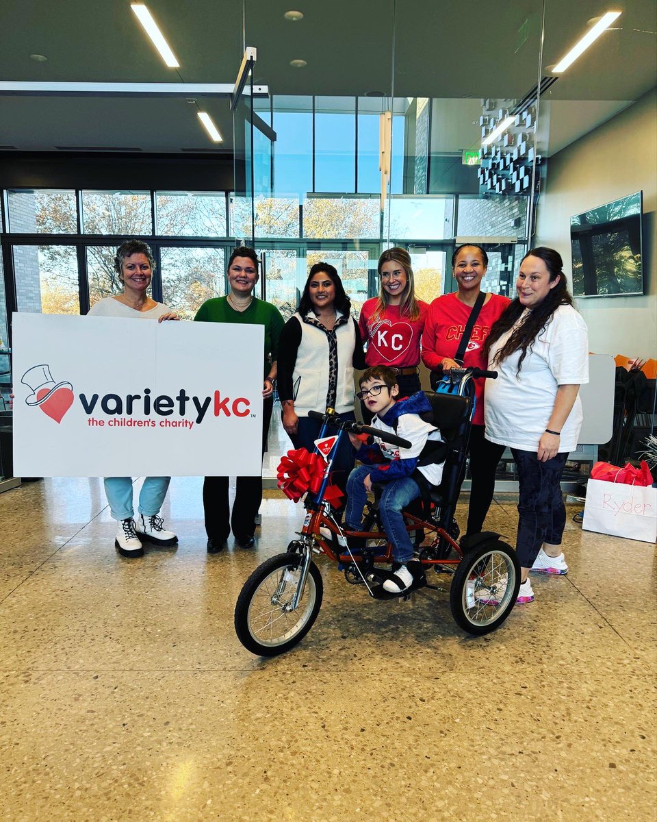 Amethyst Place tweet media