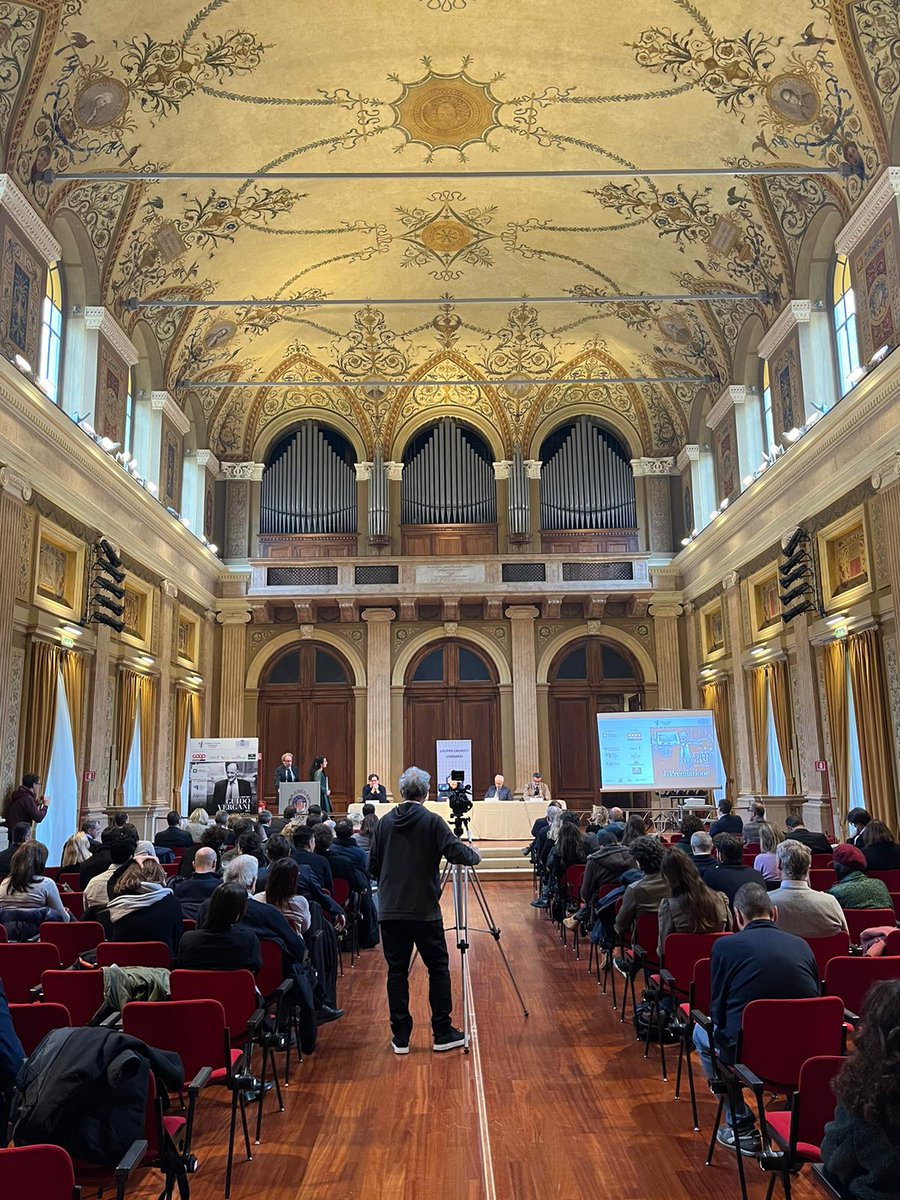 Anche quest'anno ho preso parte come membro della giuria del Gruppo Cronisti Lombardi alla premiazione del Premio Vergani. Sono quelle giornate in cui si può essere orgogliosi di far parte della categoria dei #giornalisti. Il vincitore dell'edizione 2023 è Andrea Sparaciari.