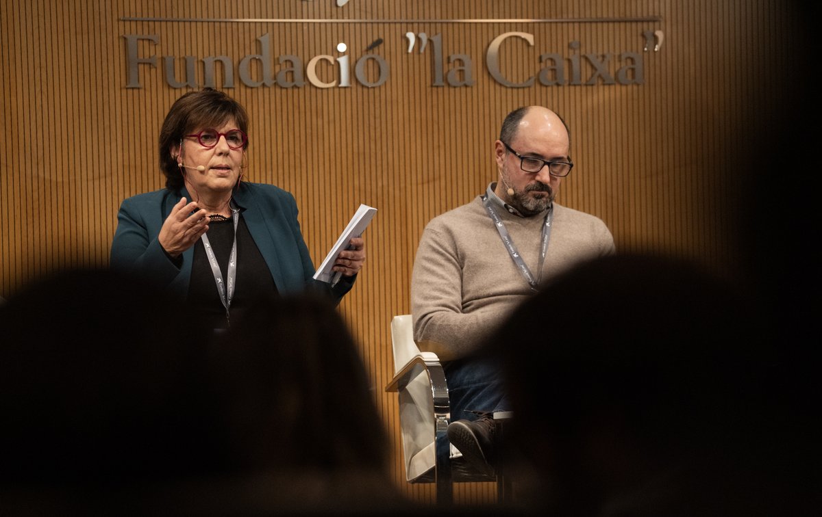 FadJuventud's tweet photo. ➡️#Forum360
Hoy @lalyar ha estado en #CaixaForumMacaya en el 2º Fórum360 organizado por @FundlaCaixa
Junto a David Fraguas, Hospital Clínico San Carlos de Madrid; Miriam Marco, Universitat de València; y Noemí Pereda, Universitat de Barcelona han hablado del malestar emocional que enfrenta la juventud de nuestro país.
Ha sido todo un placer compartir escenario con grandes profesionales y aprender de ellos y ellas, así como aportar nuestro granito de arena en una mejor comprensión de la situación de la juventud actual.
¡Mil gracias por contar con Fad Juventud!
📸 Fotos de Raimon Solà