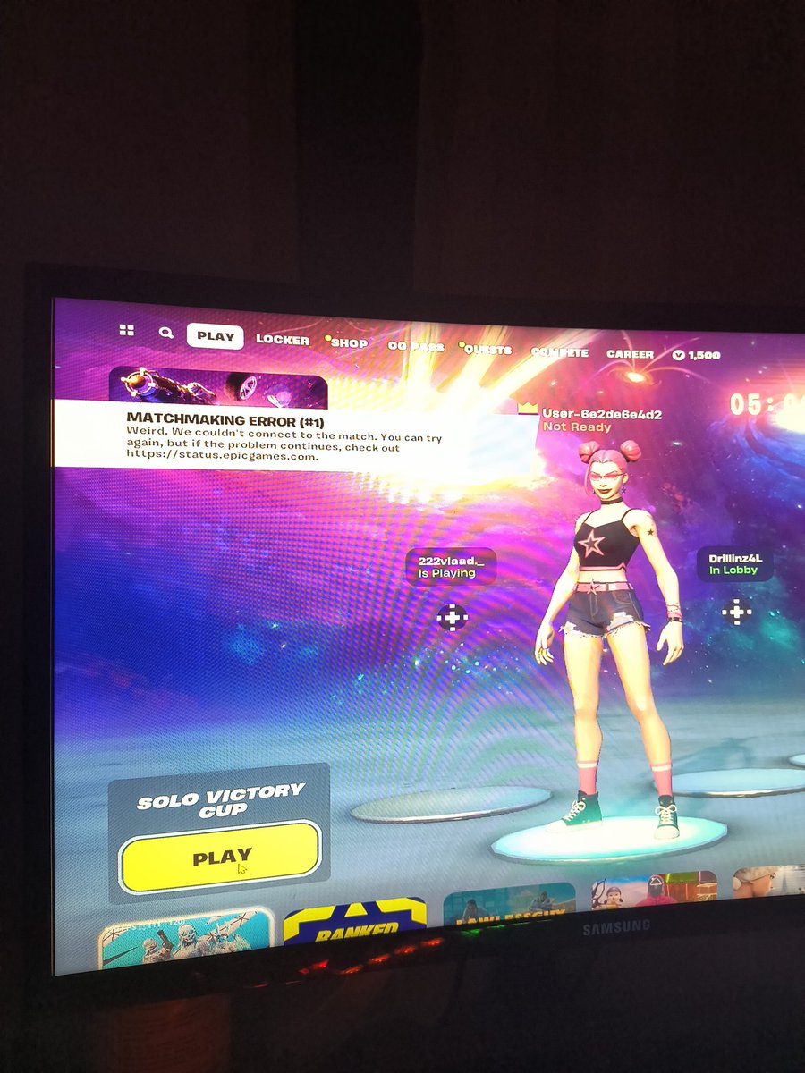 Mihaitzaa74's tweet photo. @FortniteStatus still isnt working... i hope u cancel it and put it tomorrow or smth https://t.co/Ejftlc9FOV