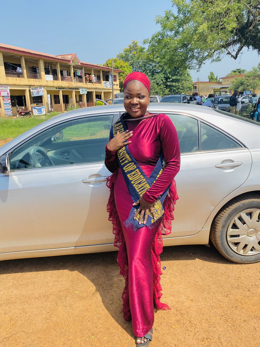 Rihannat_AA's tweet photo. Alhamdulilah katheerah.
Officially a graduate .
B.Ed ( Education and Media Technology).
#tasuedconvocation’23 https://t.co/tFNTnEoSzG