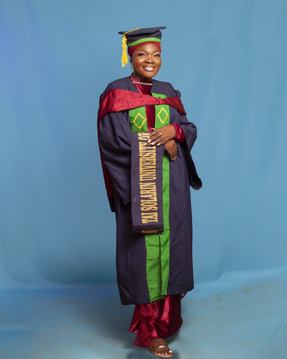 Rihannat_AA's tweet photo. Alhamdulilah katheerah.
Officially a graduate .
B.Ed ( Education and Media Technology).
#tasuedconvocation’23 https://t.co/tFNTnEoSzG