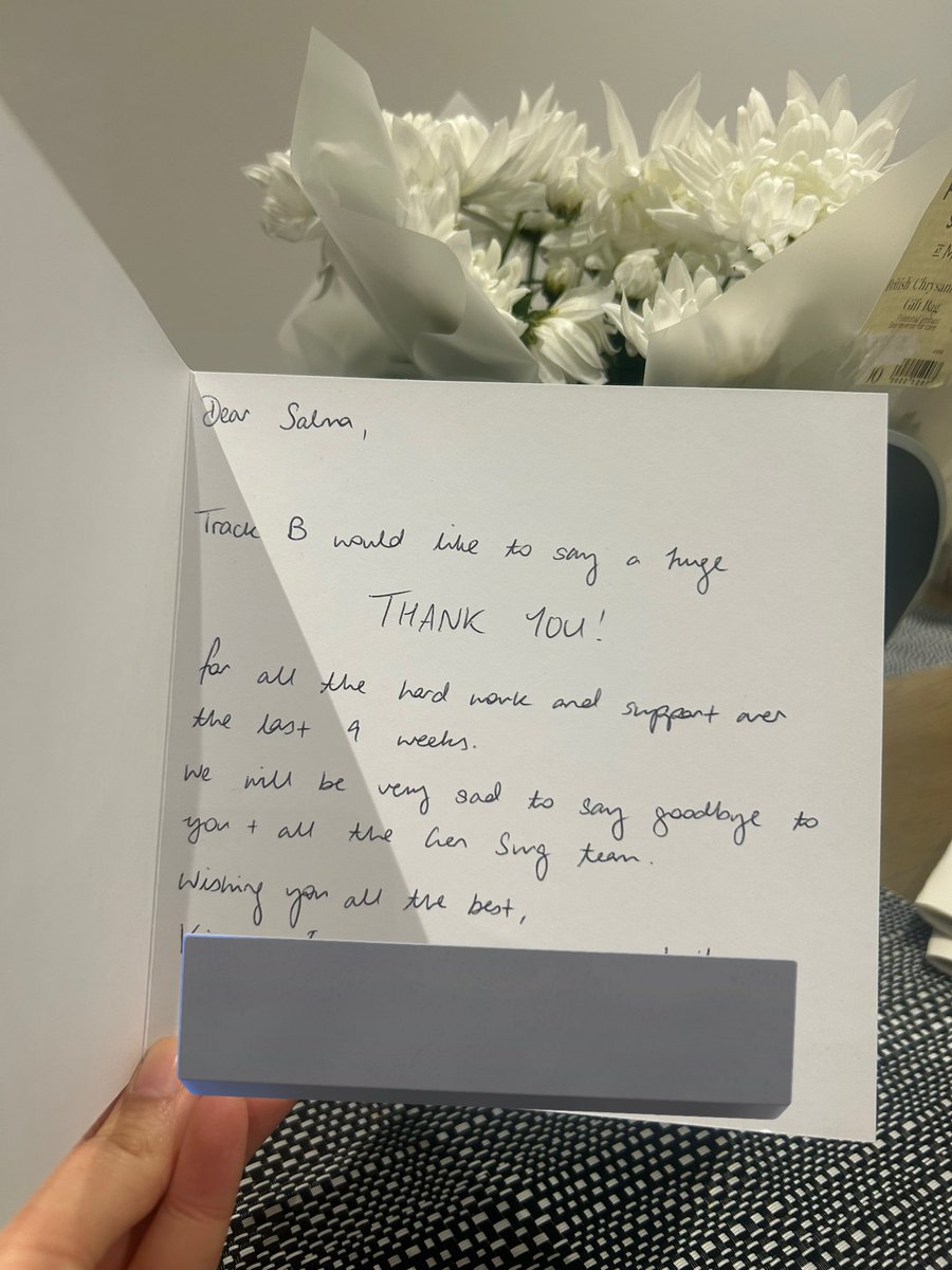 The sweetest thank you card and gift from my lovely year 3 medical students <a href="/Medicine_UoM/">Medicine at UoM</a> 

It’s been a pleasure to support them through their first ever clinical placements at <a href="/WythenshaweHosp/">Wythenshawe Hospital</a>.

🫶🏽