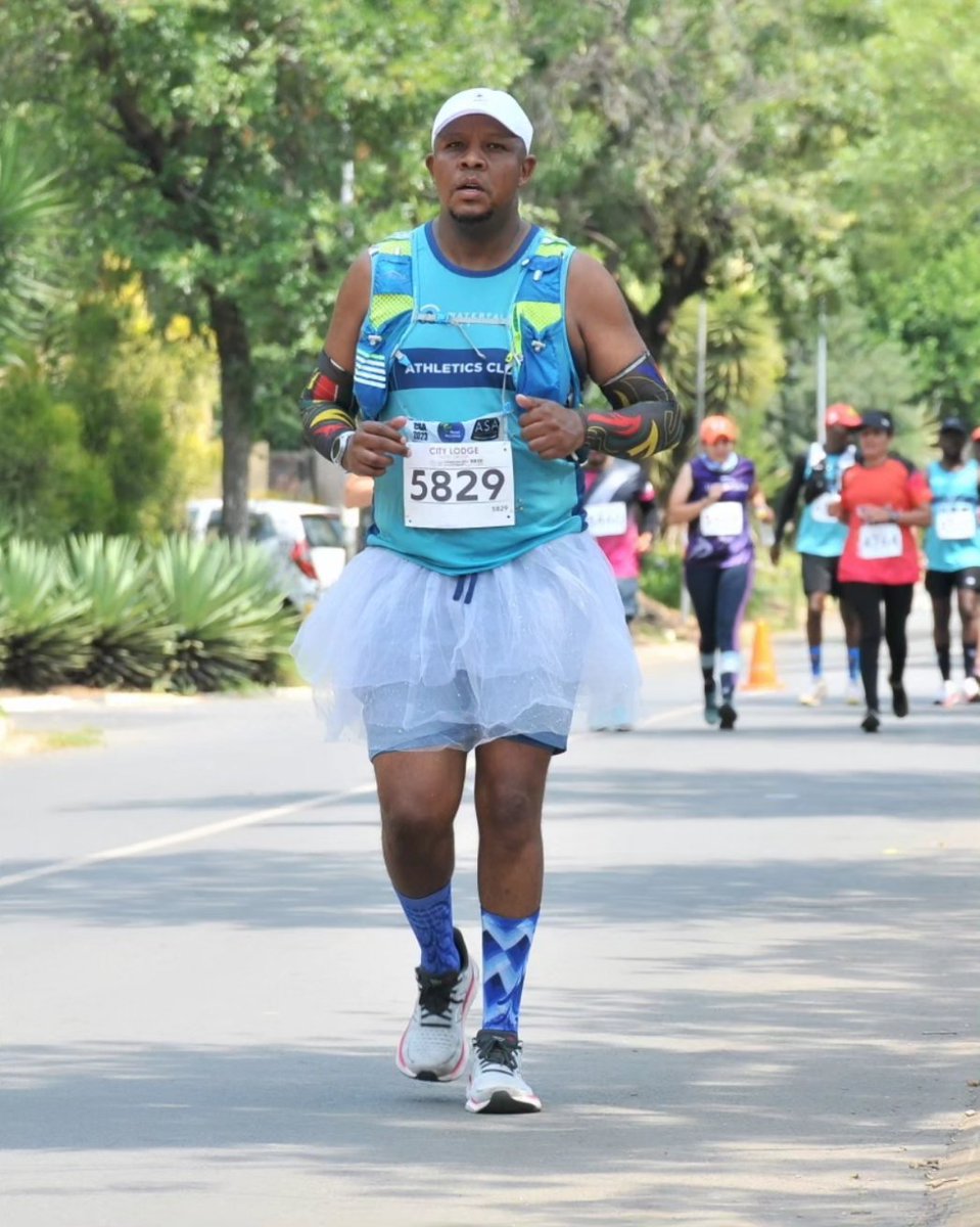 oupamelato12's tweet photo. Never go to a wedding, then attempt a 32km tough one the following day... I'm still recovering... kunini ngithi "yohh"
Last official race of the year, raising π€π€ Lung Cancer Awareness Month π€π€
#SocialRunnerRaisingAwareness
#SdudlaSeFlex
#RACTOUGHONE
#Reakitima https://t.co/7RJ1i4Q6XB