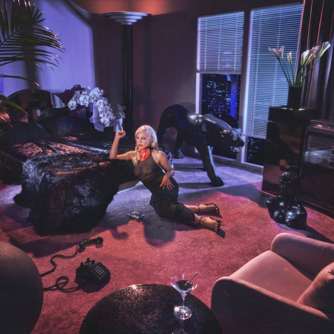 slayyyter's tweet photo. girl i needed to sit down https://t.co/VuiN1TYdpV