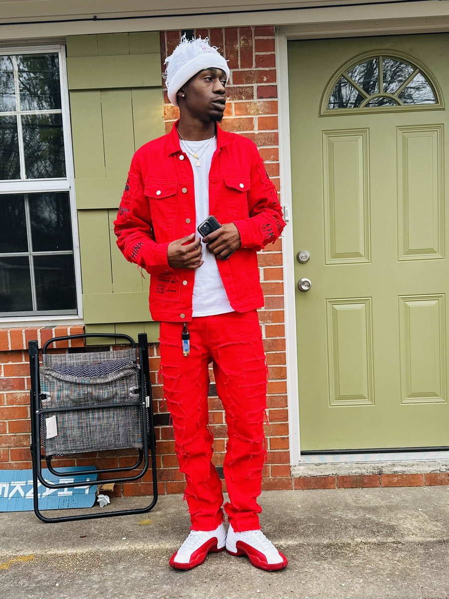 SkoolBall_NHG's tweet photo. I been so focused puttin bands 💵 in bags 💰 I been so focused no 👯‍♀️s just cash ‼️
 
#NoHandouts ‼️ https://t.co/uIk4aXZ1pj