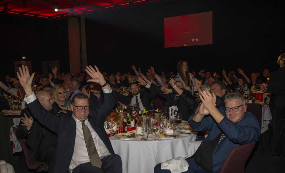 Congratulations to @JMSports_5 & everyone involved in the organisation of the Champions of Europe Dinner held at @PandJLive on Friday. A terrific 40th anniversary celebration of that wonderful success for @AberdeenFC & hats off to the venue team for all their work on the night.