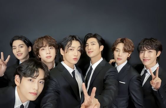 #BTS ha vendido 1M de unidades de álbumes totales en USA, este año.