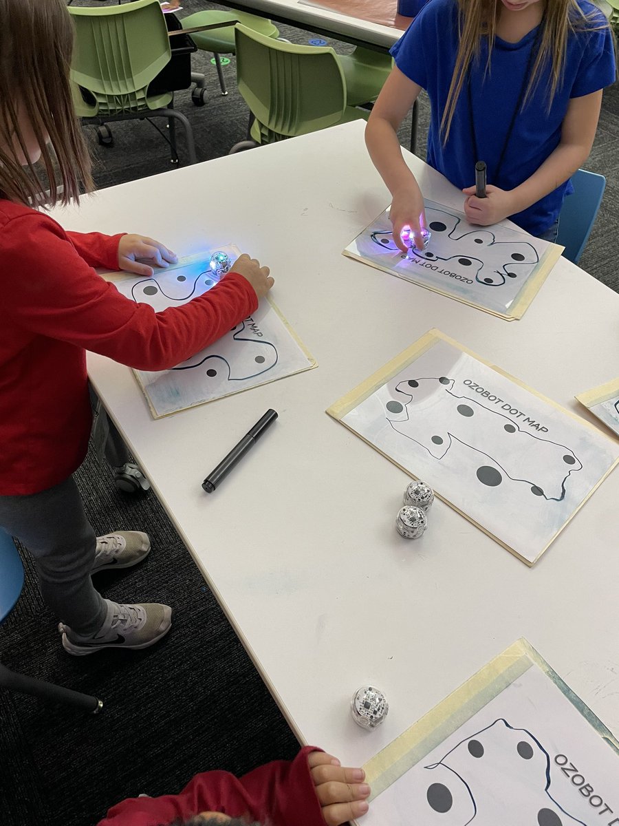 sbutleross's tweet photo. @ParkGlenES Library is starting #HourOfCode early with some robot &amp; programming app stations. Kinder trying @Ozobot ImdiSphero #beebot and more..#kellerlibraries @KISDreads https://t.co/Xs2vD4ycRY