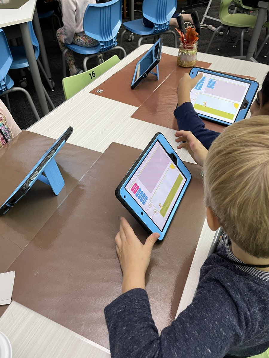 sbutleross's tweet photo. @ParkGlenES Library is starting #HourOfCode early with some robot &amp; programming app stations. Kinder trying @Ozobot ImdiSphero #beebot and more..#kellerlibraries @KISDreads https://t.co/Xs2vD4ycRY