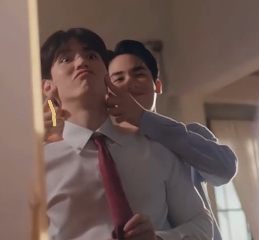 taynewtaehin's tweet photo. does it ever                          just how fast
drive you crazy                   the night changes

#CherryMagicTH
#เตนิว #taynew https://t.co/WVXpKHM3FN